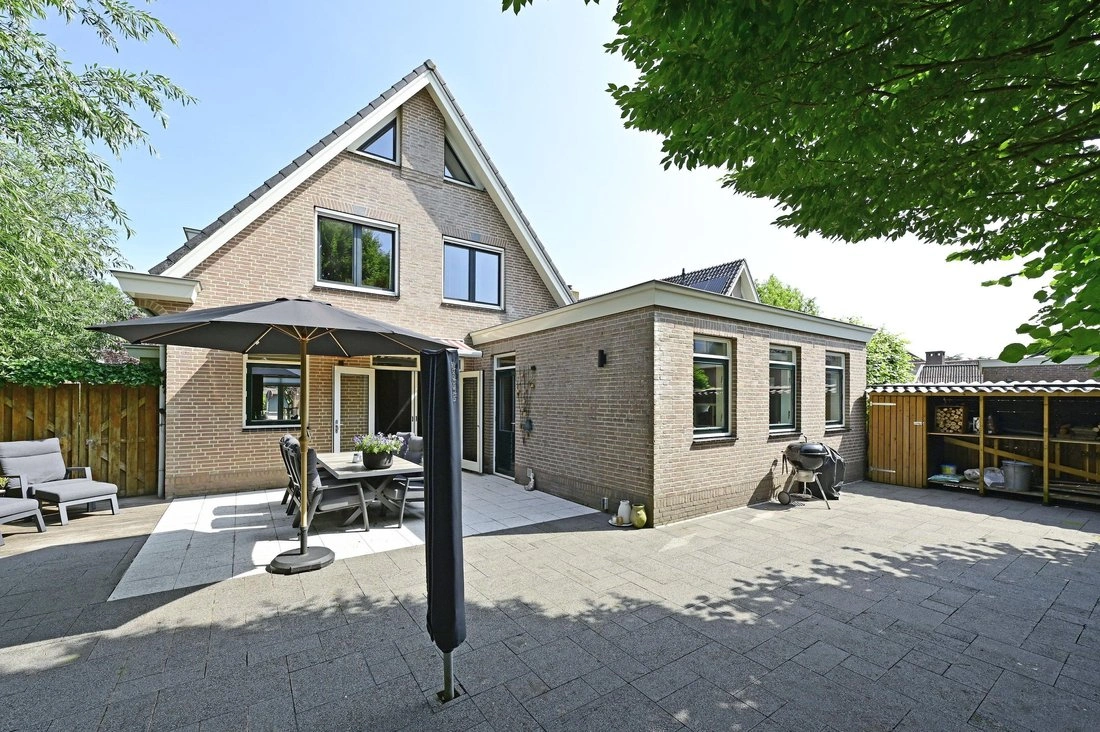 Spacious 7-bedroom villa in Utrecht, Netherlands