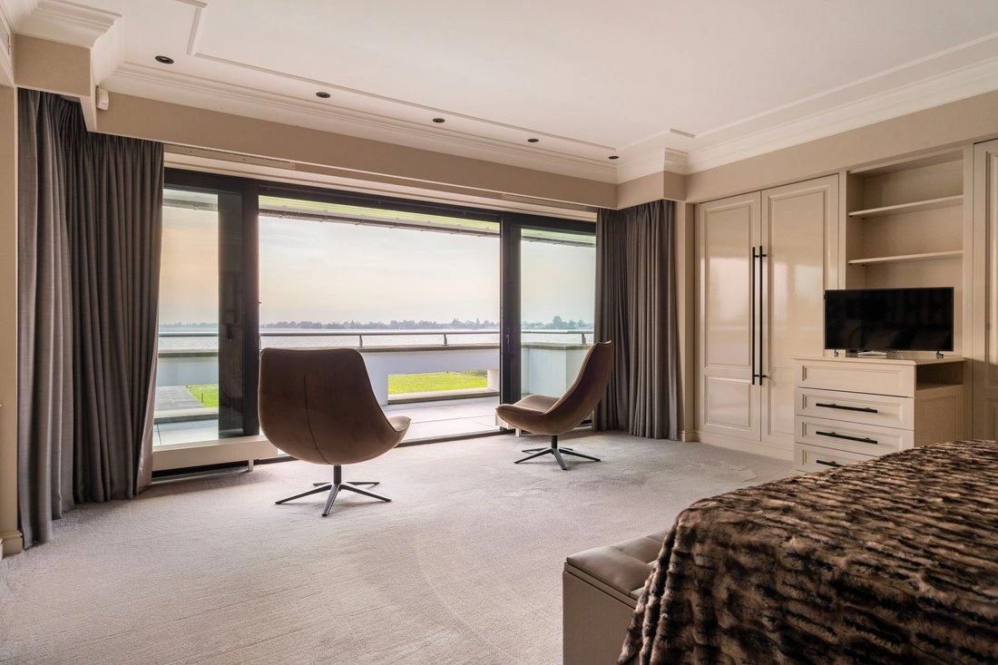 荷兰乌得勒支豪华三居室住宅