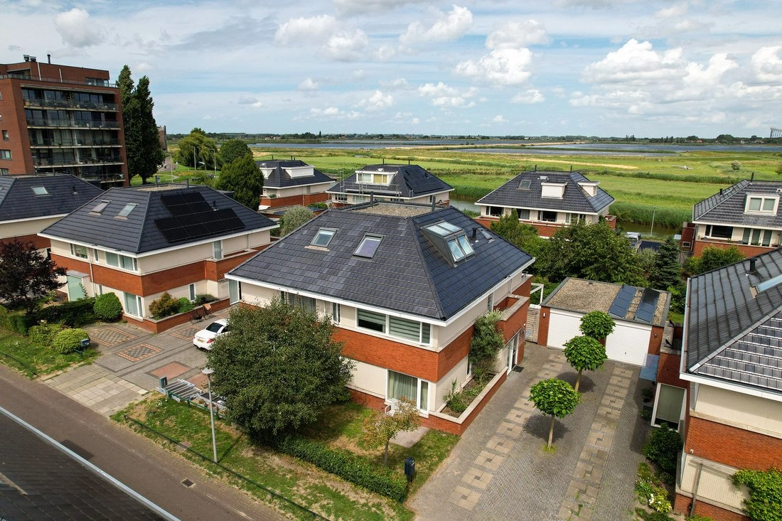 荷兰海牙舒适住宅 — 182 m²