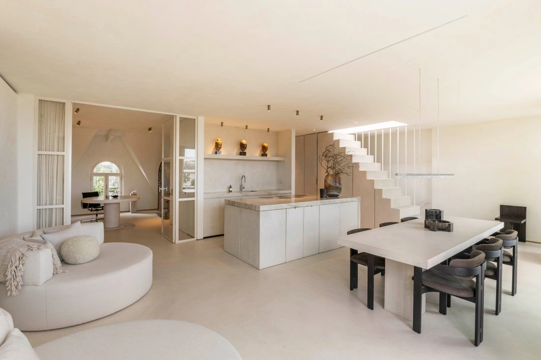 شقة مشرقة بمساحة 104 م² في أمستردام، هولندا