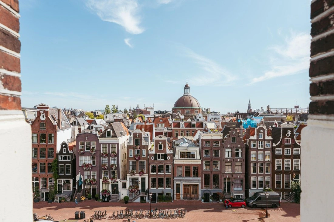 荷兰阿姆斯特丹 — 宽敞住宅