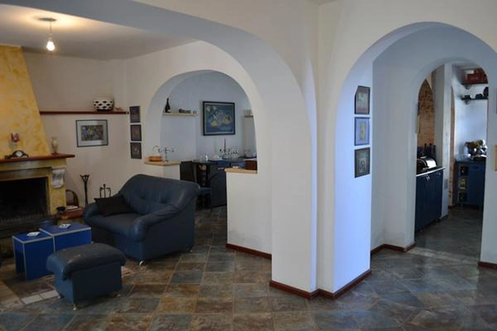 Üsküp, Kuzey Makedonya'da panoramik manzaralı 4+1 villa