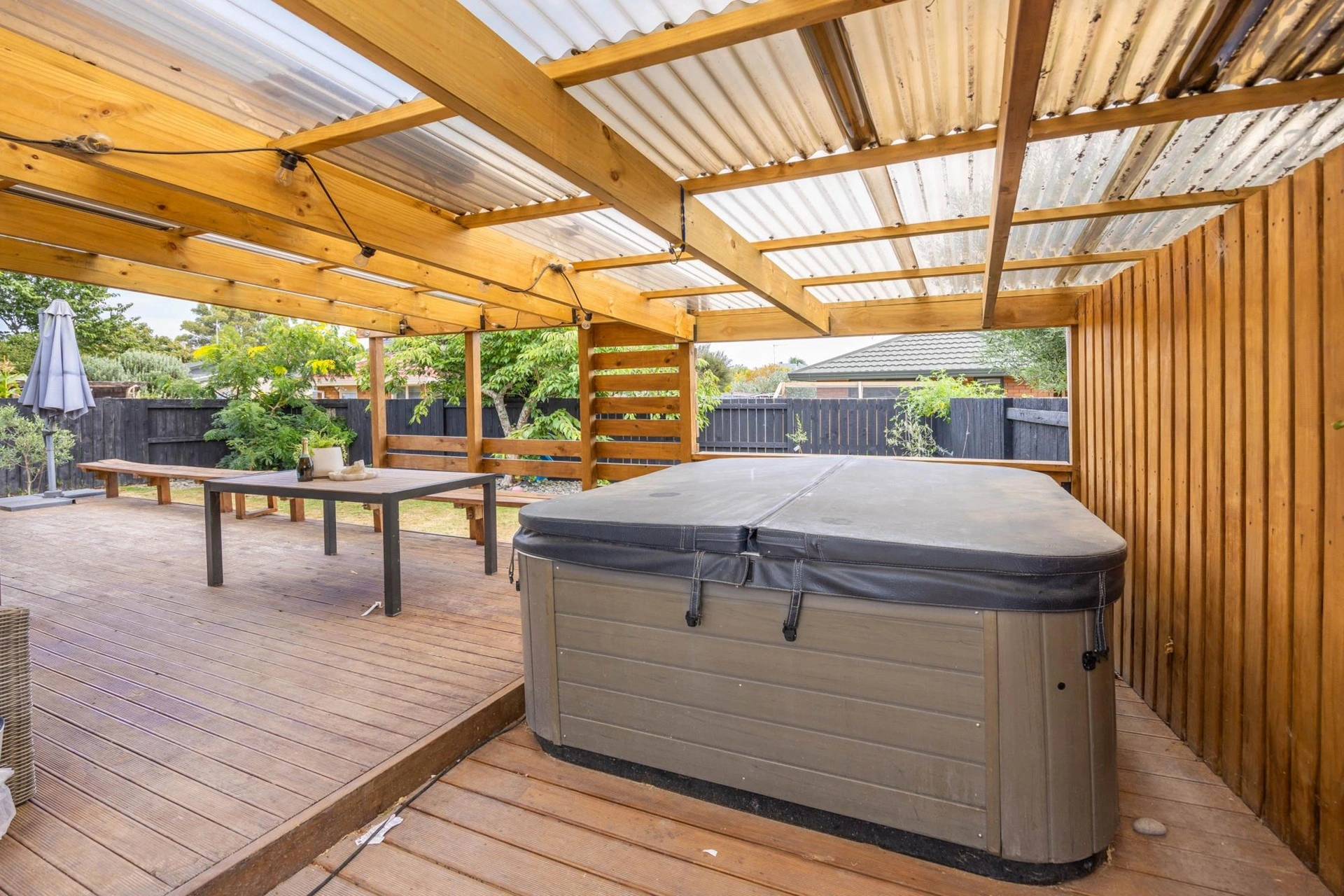 منزل حديث 3+1 للعيش في هاميلتون، نيوزيلندا