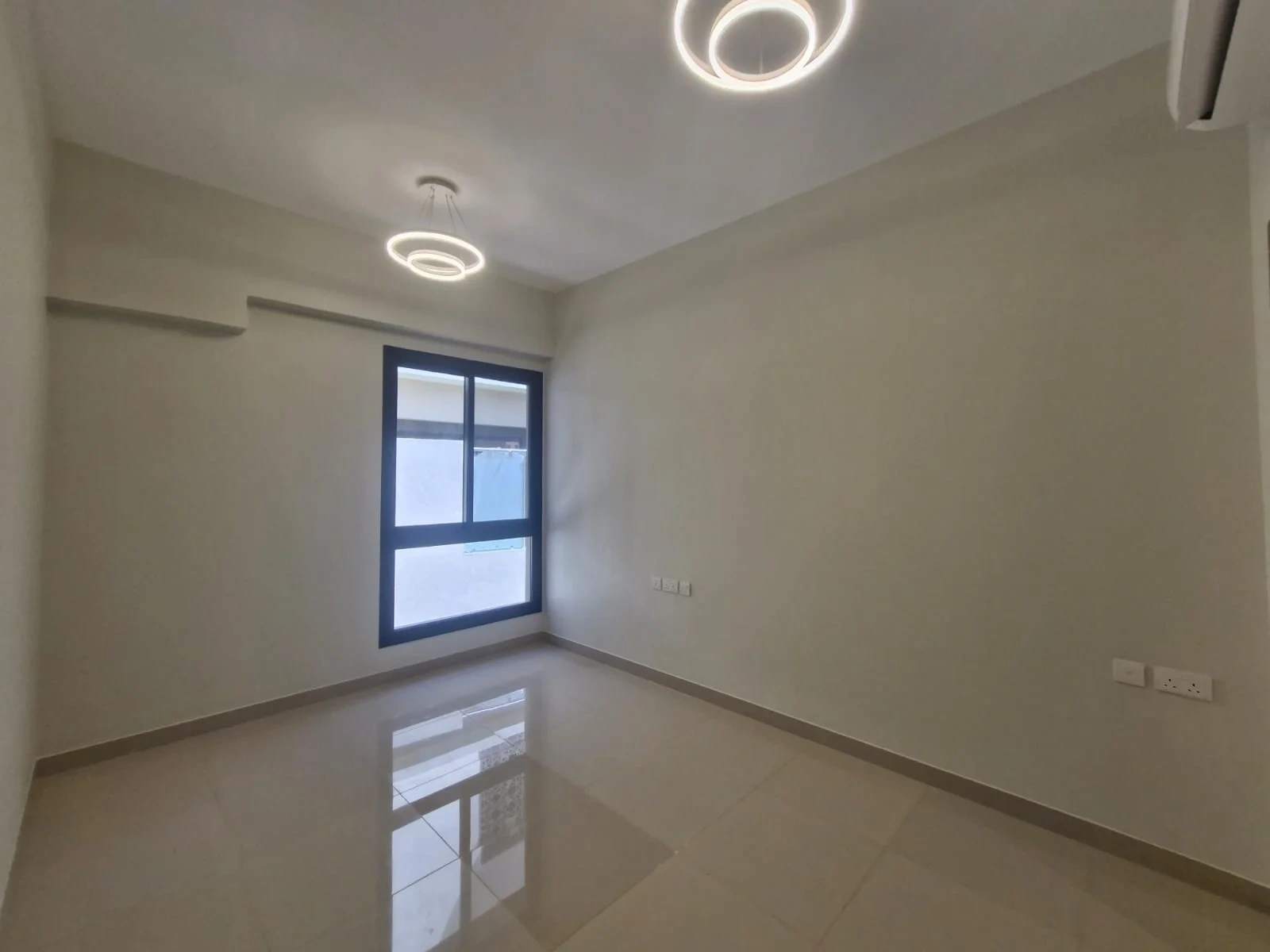 فيلا جميلة 230 م² في بوشَر، عُمان