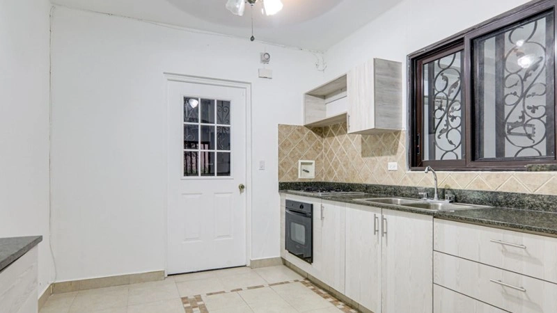 منزل عصري 258 م² في توكومين، بنما