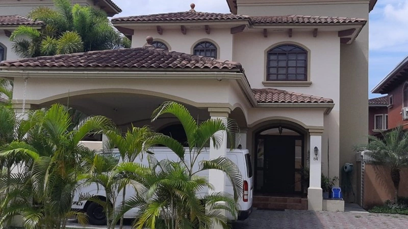 منزل فسيح بمساحة 332 م² في توكومين، بنما