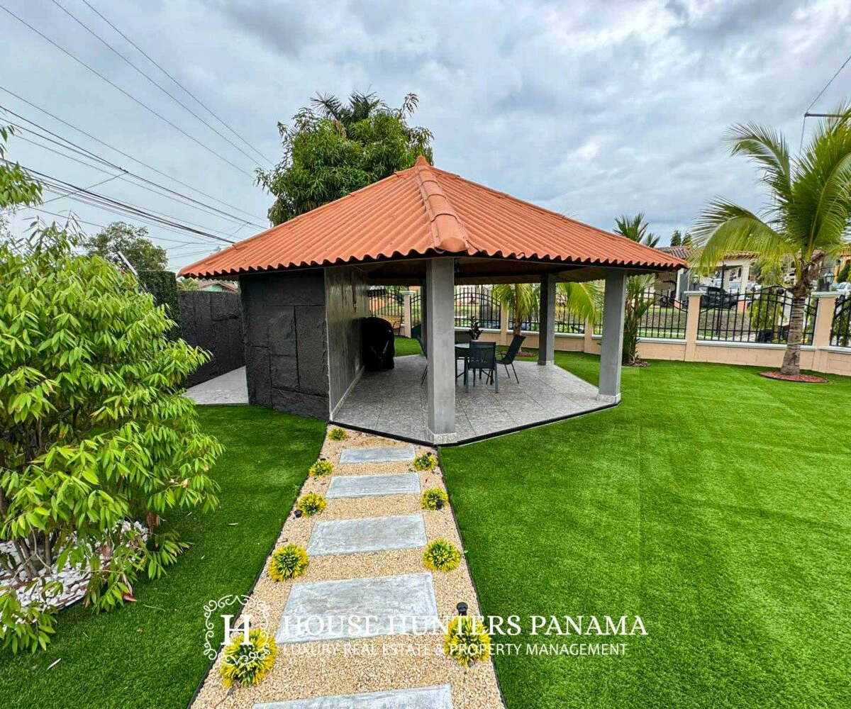 巴拿马城宽敞三居住宅