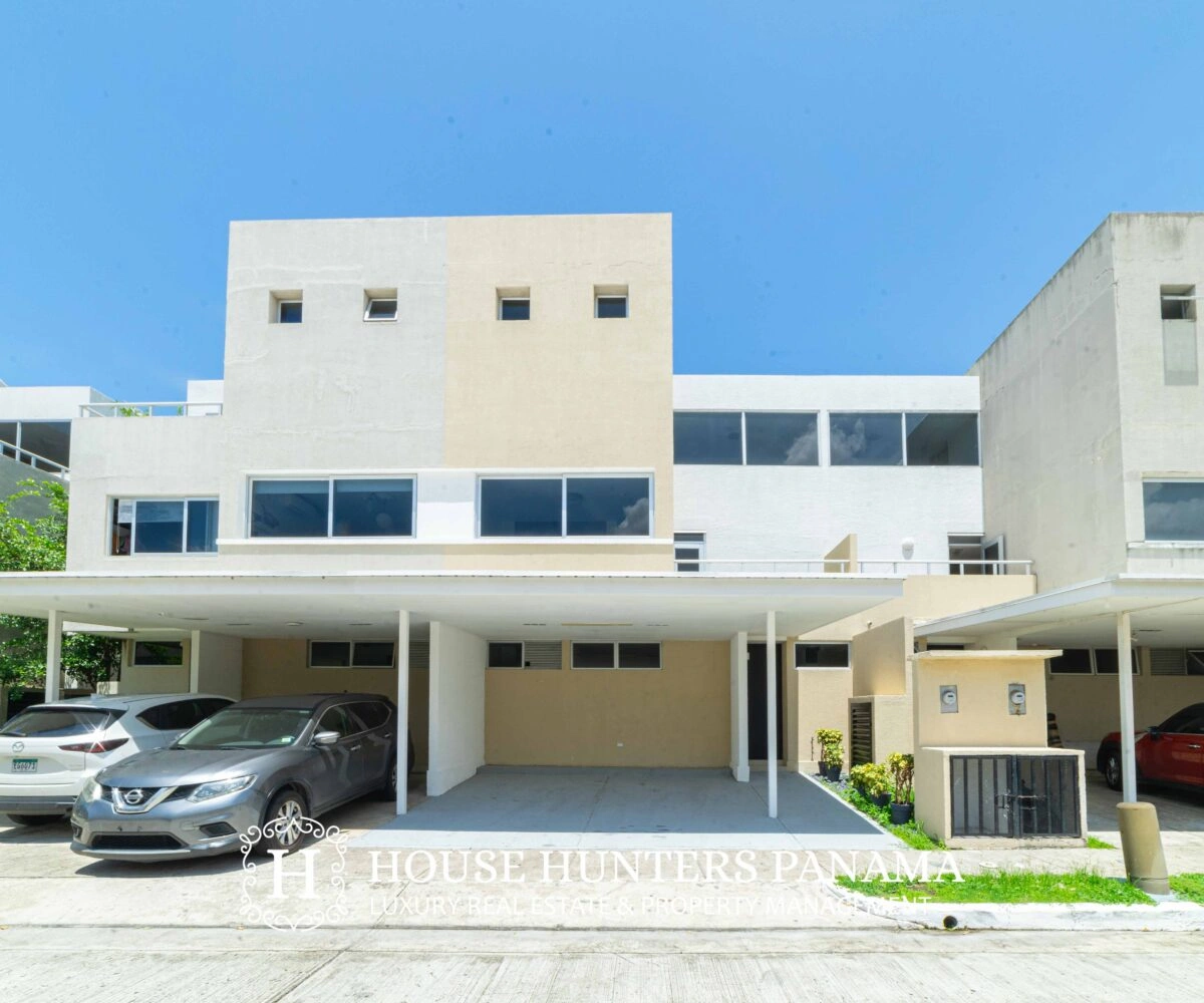 تاون هاوس فسيح بمساحة 290 م² في مدينة بنما، بنما