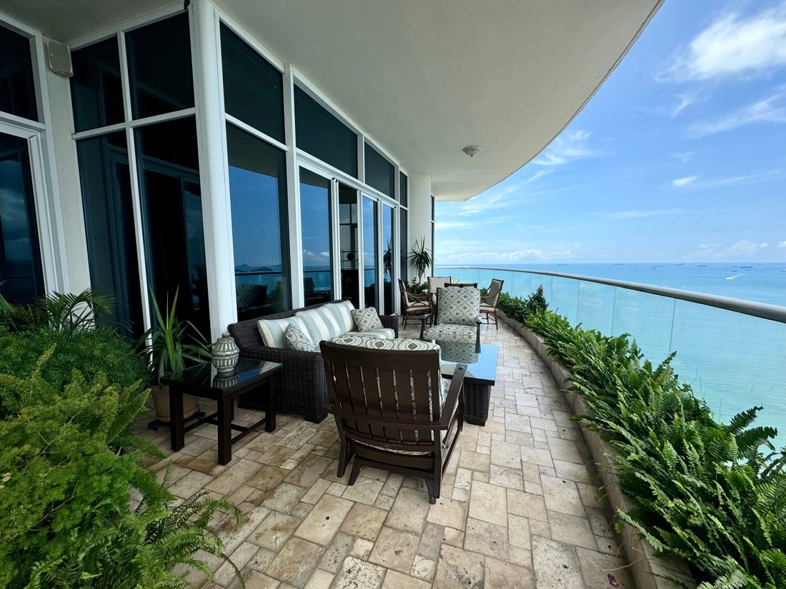 带家具公寓 1000 m2,位于巴拿马城,巴拿马