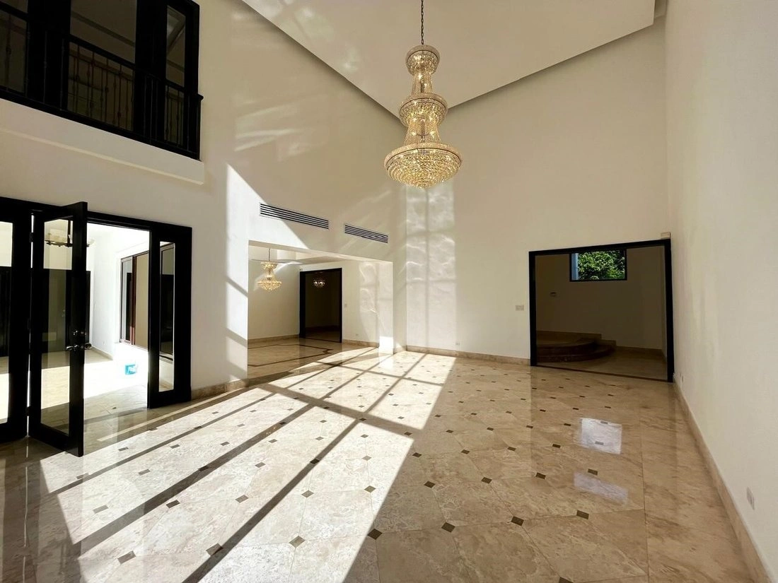 巴拿马城温馨 4+1 户型住宅