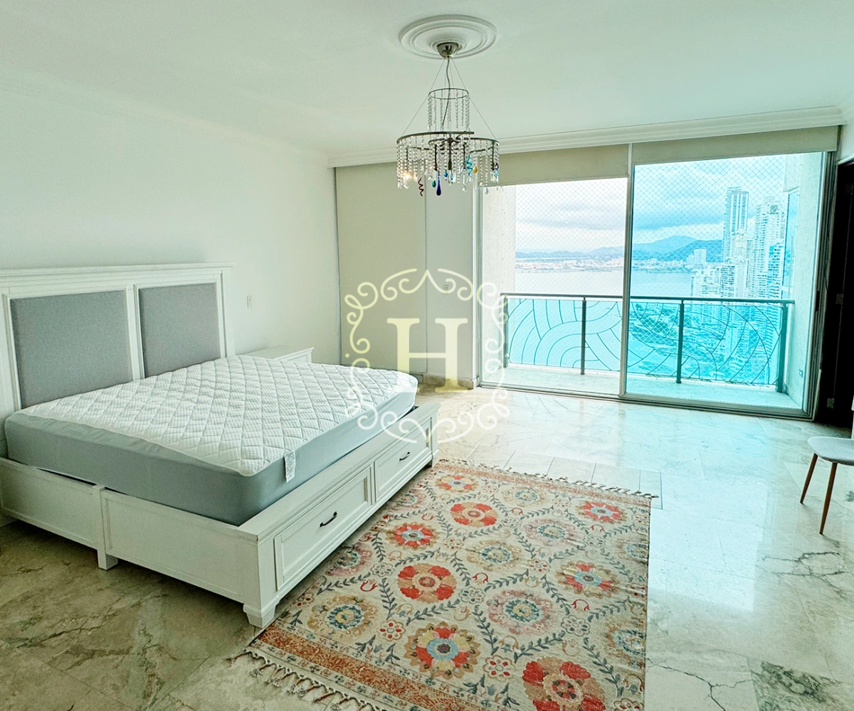 آپارتمان سهخوابهٔ جادار در پاناما سیتی، پاناما