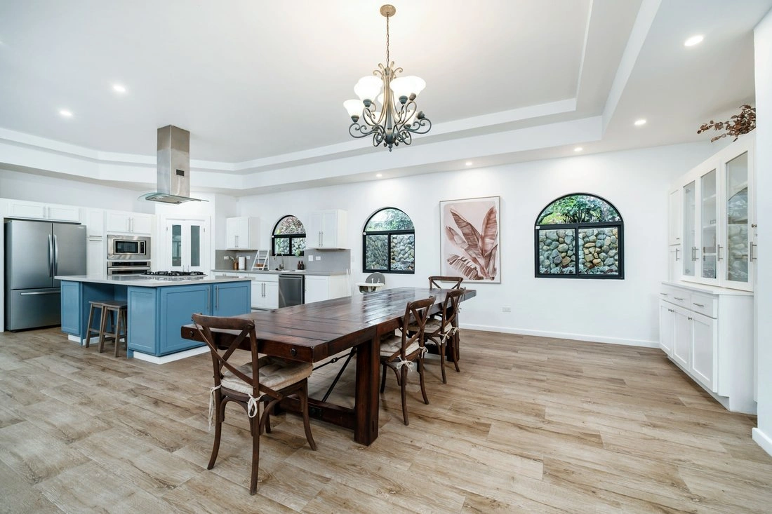 منزل بمساحة 400 m² مع حديقة في بوكيت، بنما