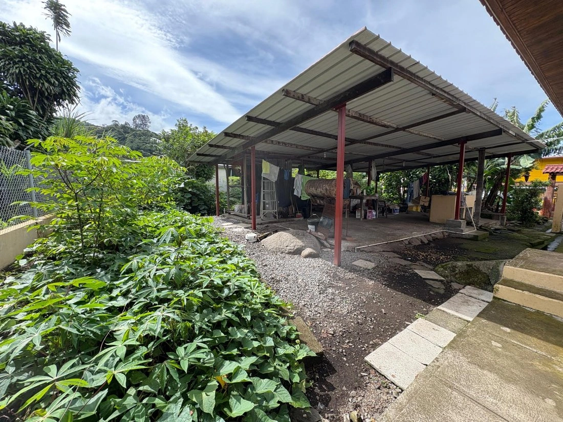 Boquete(巴拿马)带花园的 3+1 房屋