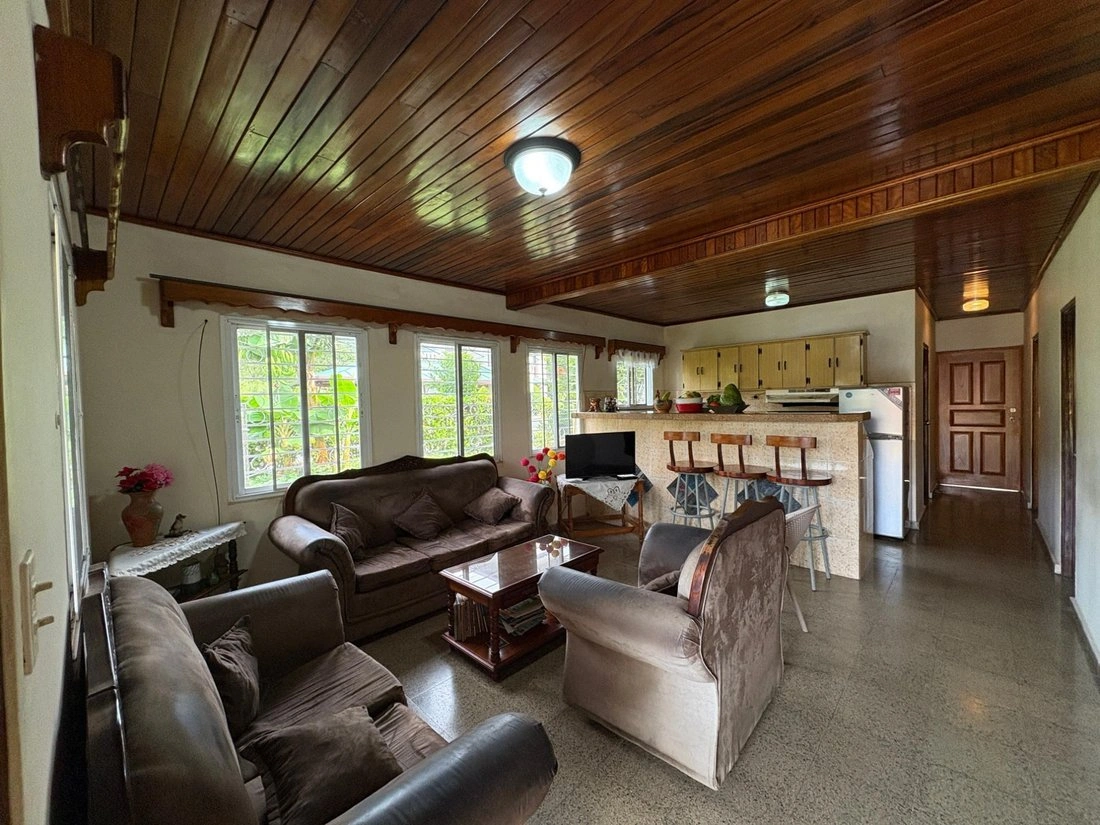 Boquete(巴拿马)带花园的 3+1 房屋