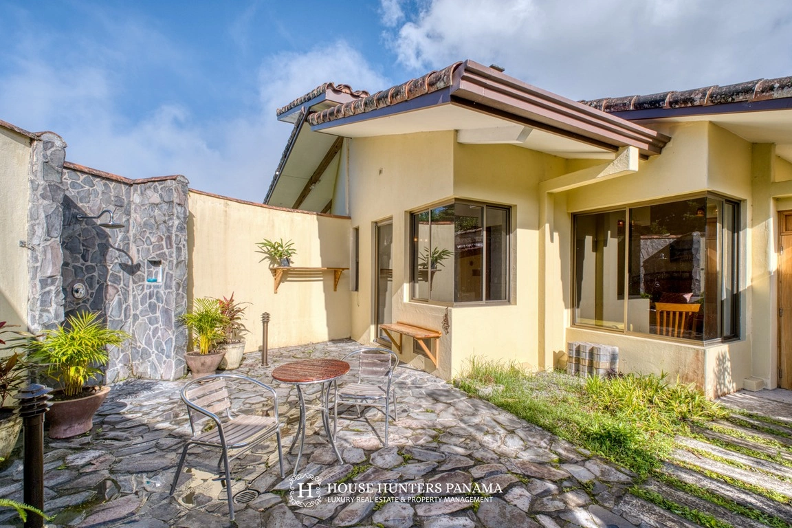 خانه 288 مترمربع با جکوزی در بوکته، پاناما