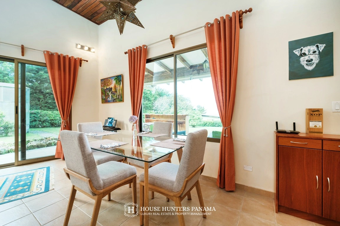 巴拿马 Boquete 三居室带停车位住宅