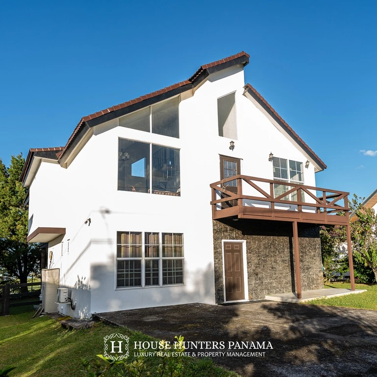 خانهای 209 مترمربع با بالکن در بوکته، پاناما