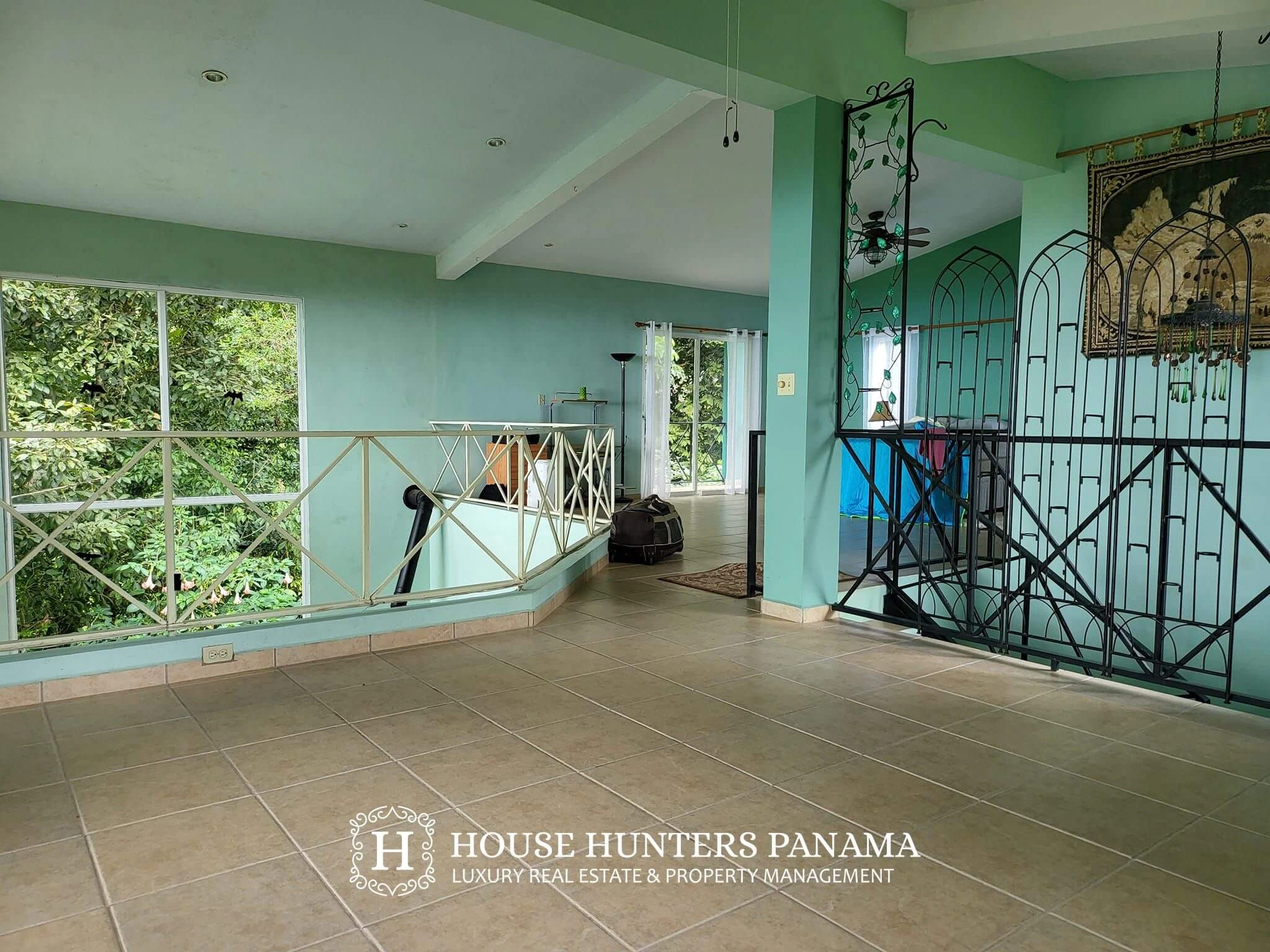 巴拿马 Boquete 两居室带花园房屋