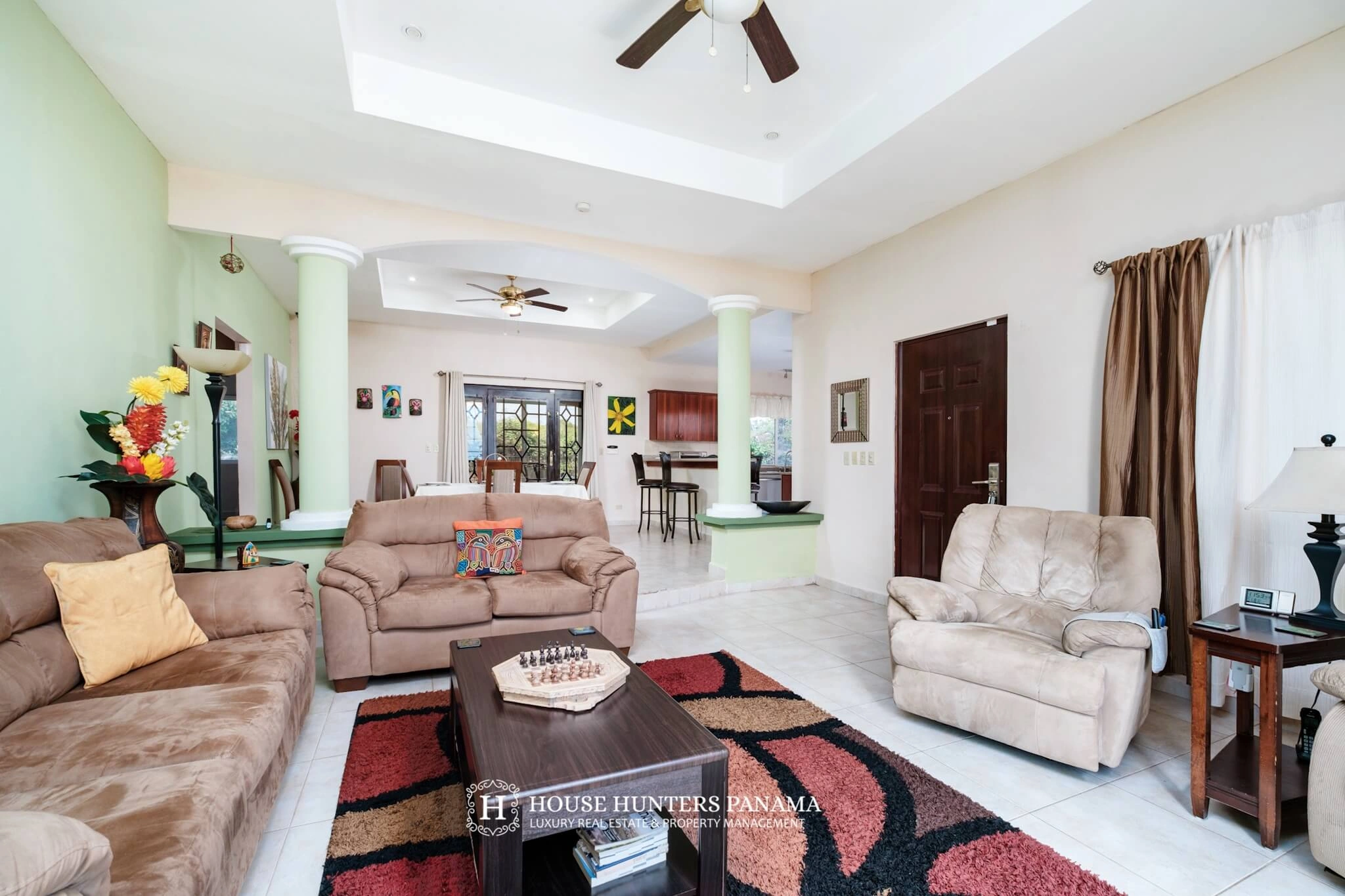 منزل بمساحة 237 م² مفروش في بوكيتي، بنما