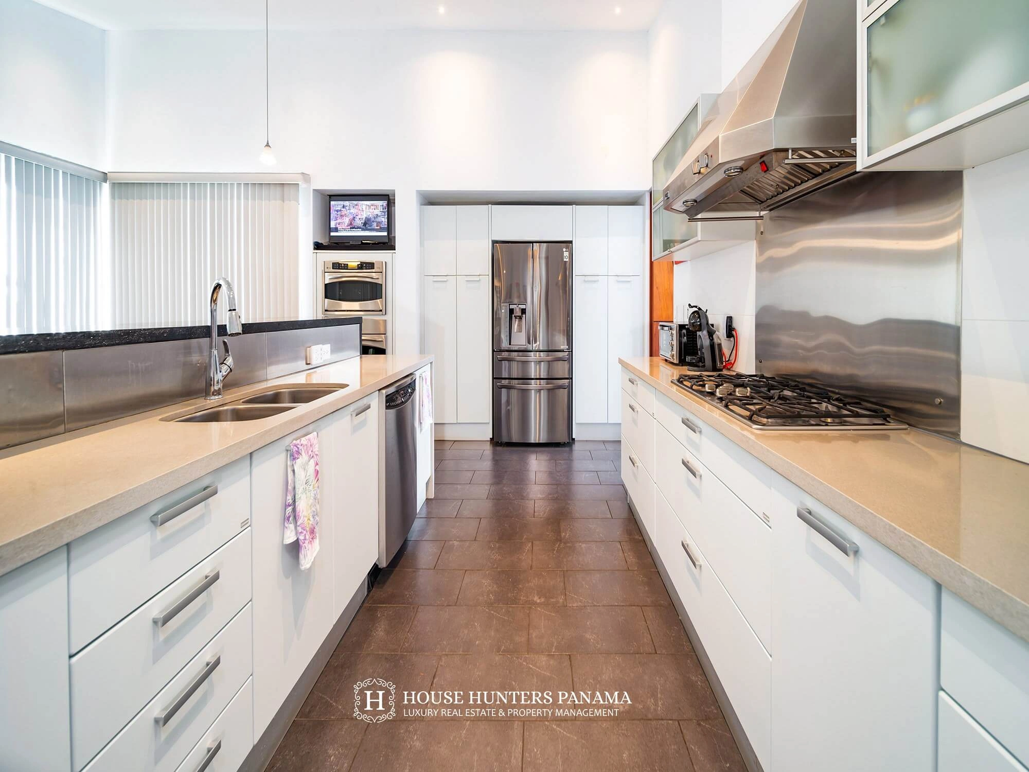 منزل مكوَّن من 4 غرف نوم مع مسبح مفتوح في بوكيتي، بنما