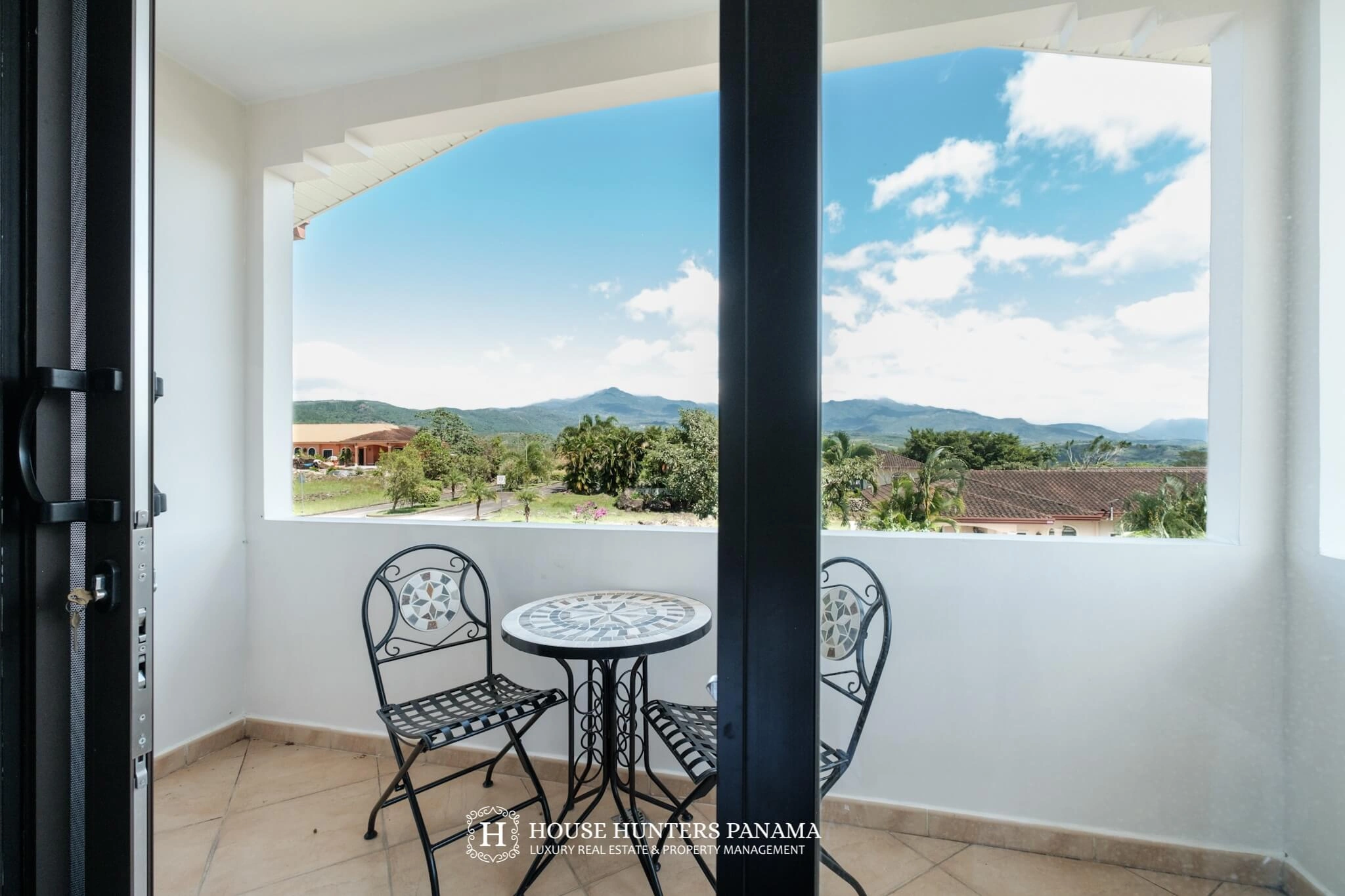 تاون هاوس بمساحة 180 م² مع موقف سيارات في بوكيتي، بنما