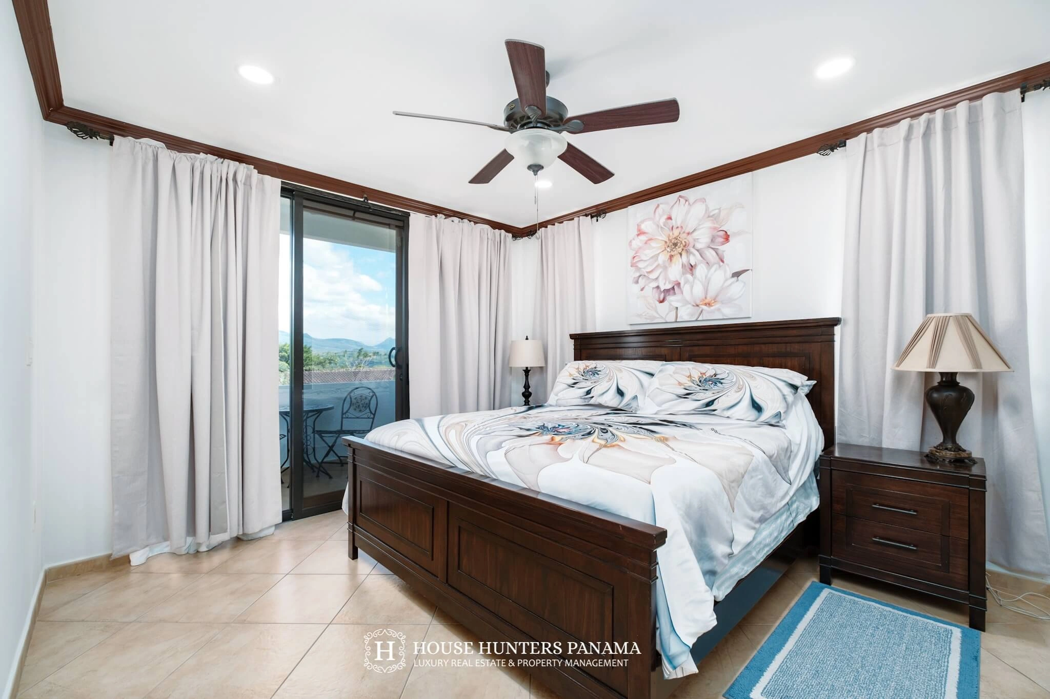 تاون هاوس بمساحة 180 م² مع موقف سيارات في بوكيتي، بنما