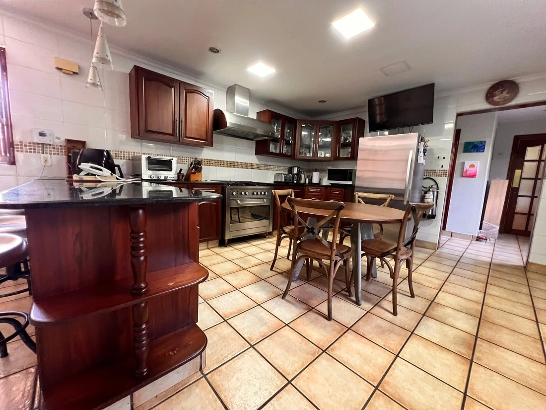 منزل مكوّن من 4 غرف نوم بمسبح مفتوح في سان ميغيليتو، بنما