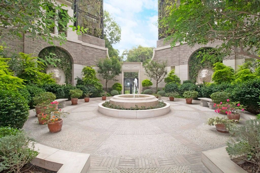 秘鲁利马:适合家庭的 4+1 房住宅