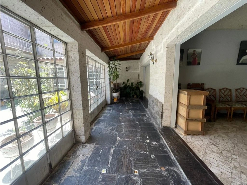 منزل فسيح بمساحة 738 م² في أريكويبا، بيرو