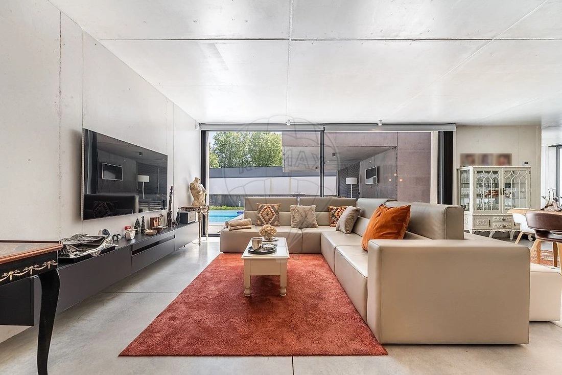 Family Villa 349 m2 near the city center of Braga, Portugal