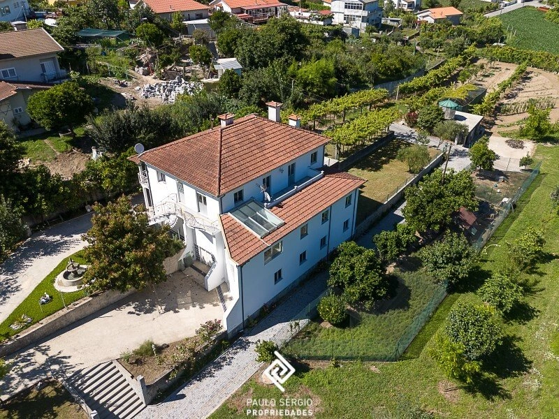 ब्रगा, पुर्तगाल के उपनगरों में 233 m2 का आरामदायक घर