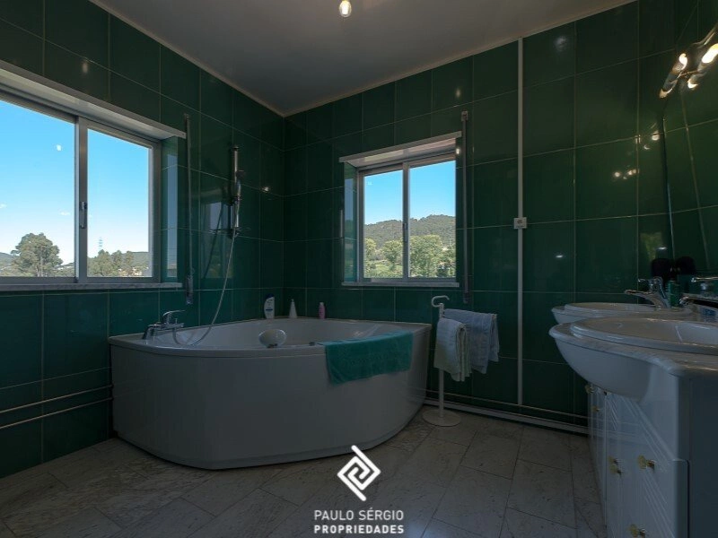 ब्रगा, पुर्तगाल के उपनगरों में 233 m2 का आरामदायक घर