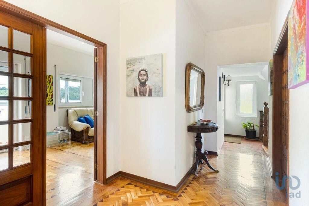 منزل مريح بمساحة 236 م² مع إطلالات بانورامية على محيط كويمبرا، البرتغال