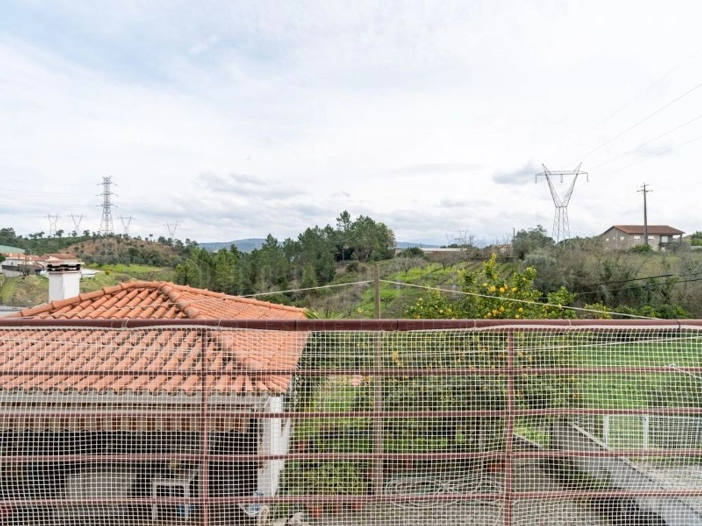 कोइम्ब्रा, पुर्तगाल में सुसज्जित आधुनिक घर — 411 m²