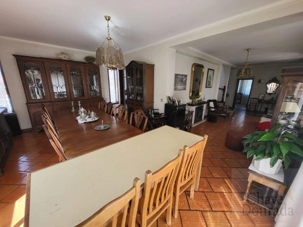 पोर्तुगाल के कोइम्ब्रा क्षेत्र में 330 m², फर्नीचर सहित घर