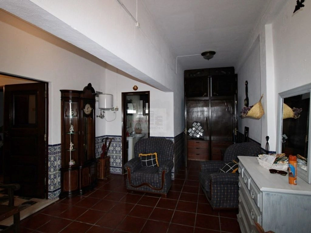 Evora, Portekiz'de harika bir bölgede 739 m²'lik muhteşem ev.