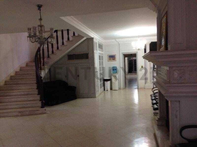 House 961 m2 with balcony in Asuncion, Paraguay