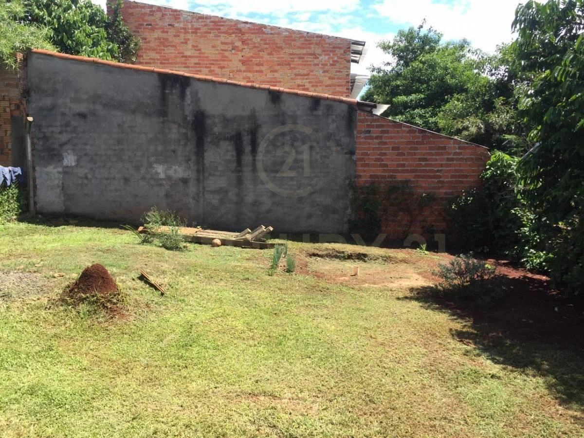 位于巴拉圭 Ciudad del Este 的 71 m2 带花园住宅