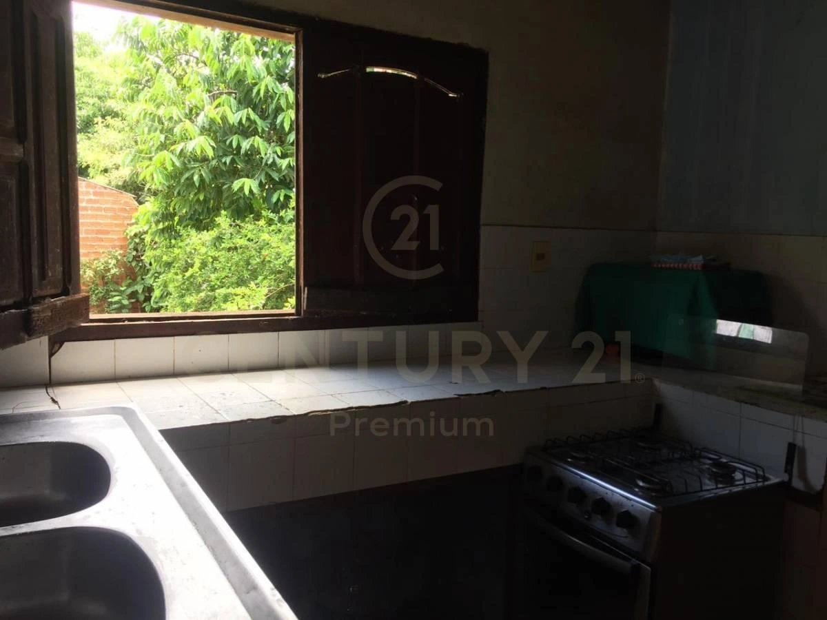 位于巴拉圭 Ciudad del Este 的 71 m2 带花园住宅