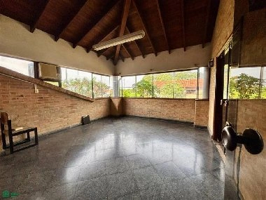 巴拉圭圣洛伦佐 811 m² 带花园住宅