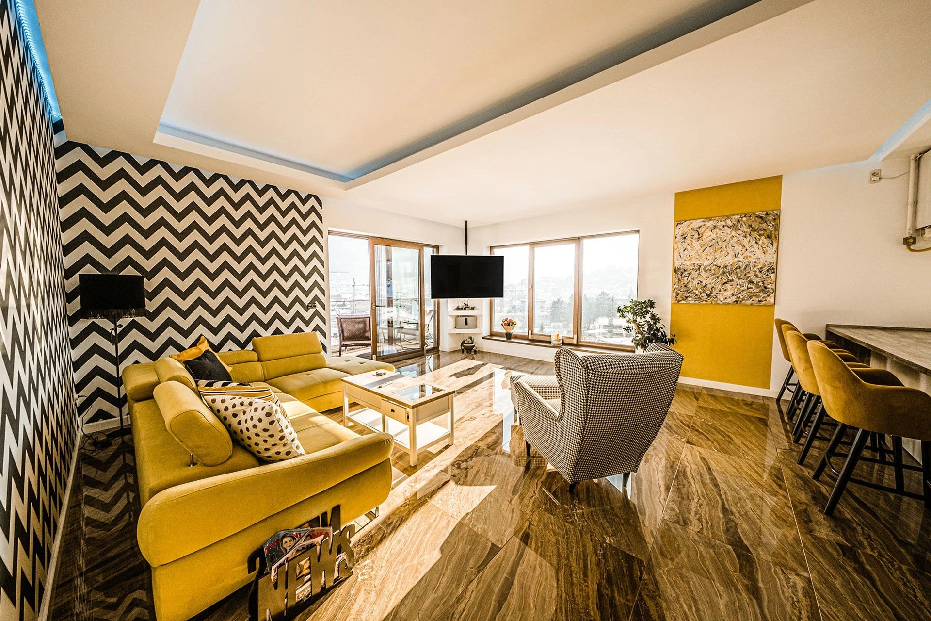Luxurious penthouse 600 m2 with panoramic views of the mountains and the city of Brasov