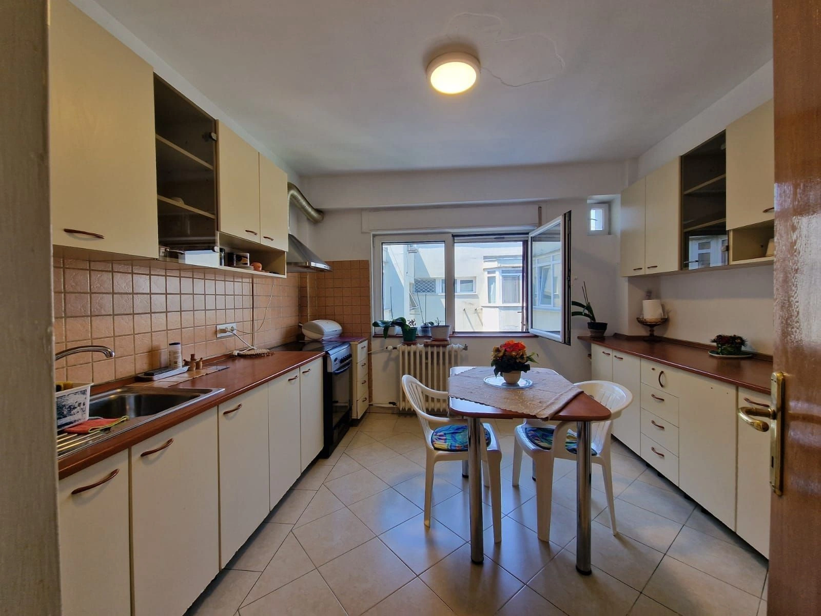 Apartamentos na Romênia ✅ Compre um apartamento em Bucareste por 370 mil €