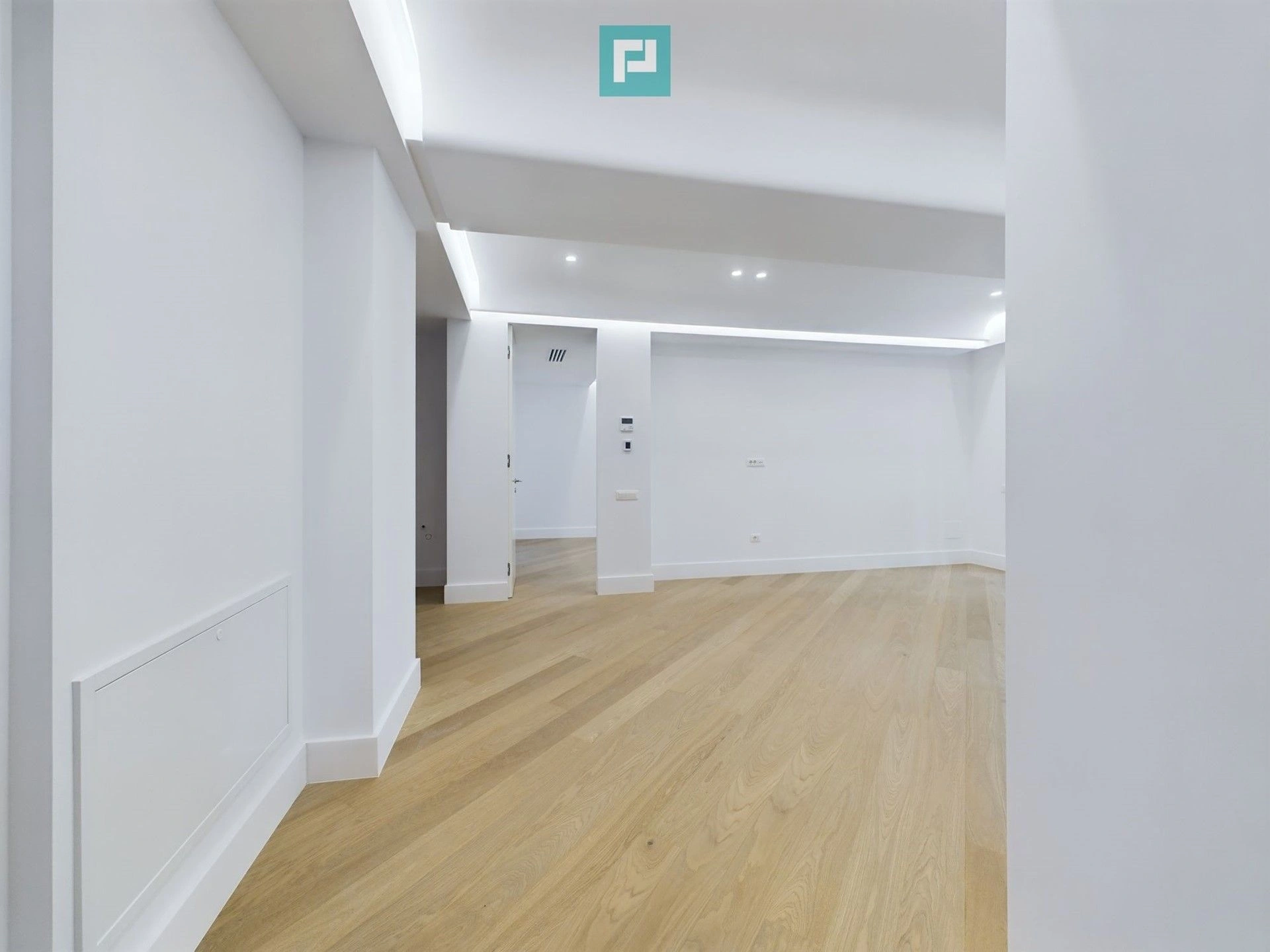 Estúdio 0+1 no distrito de Baneasa, Bucareste