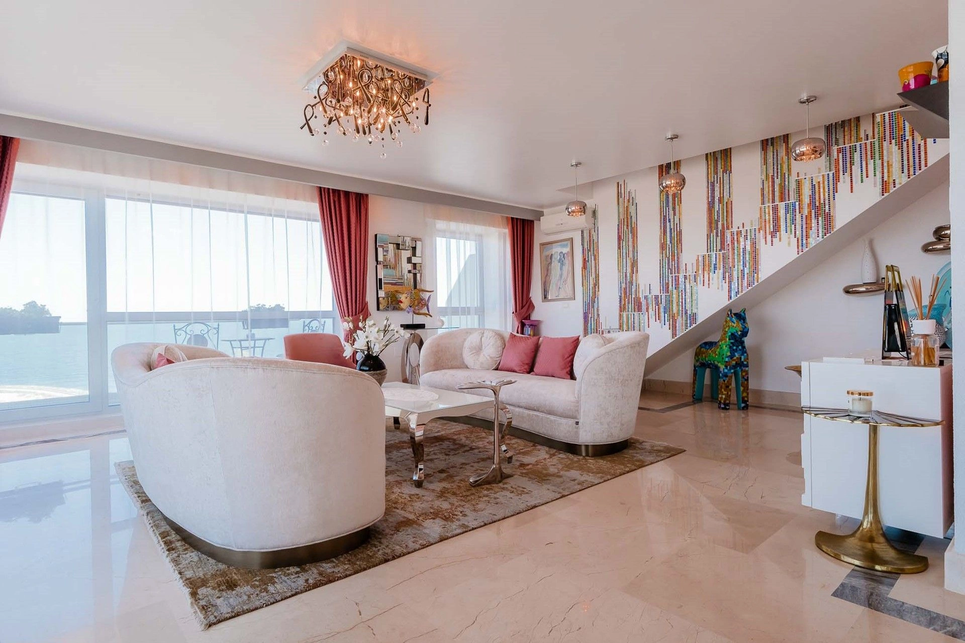 Spacious 230 m2 penthouse with sea view in Constanta, Romania