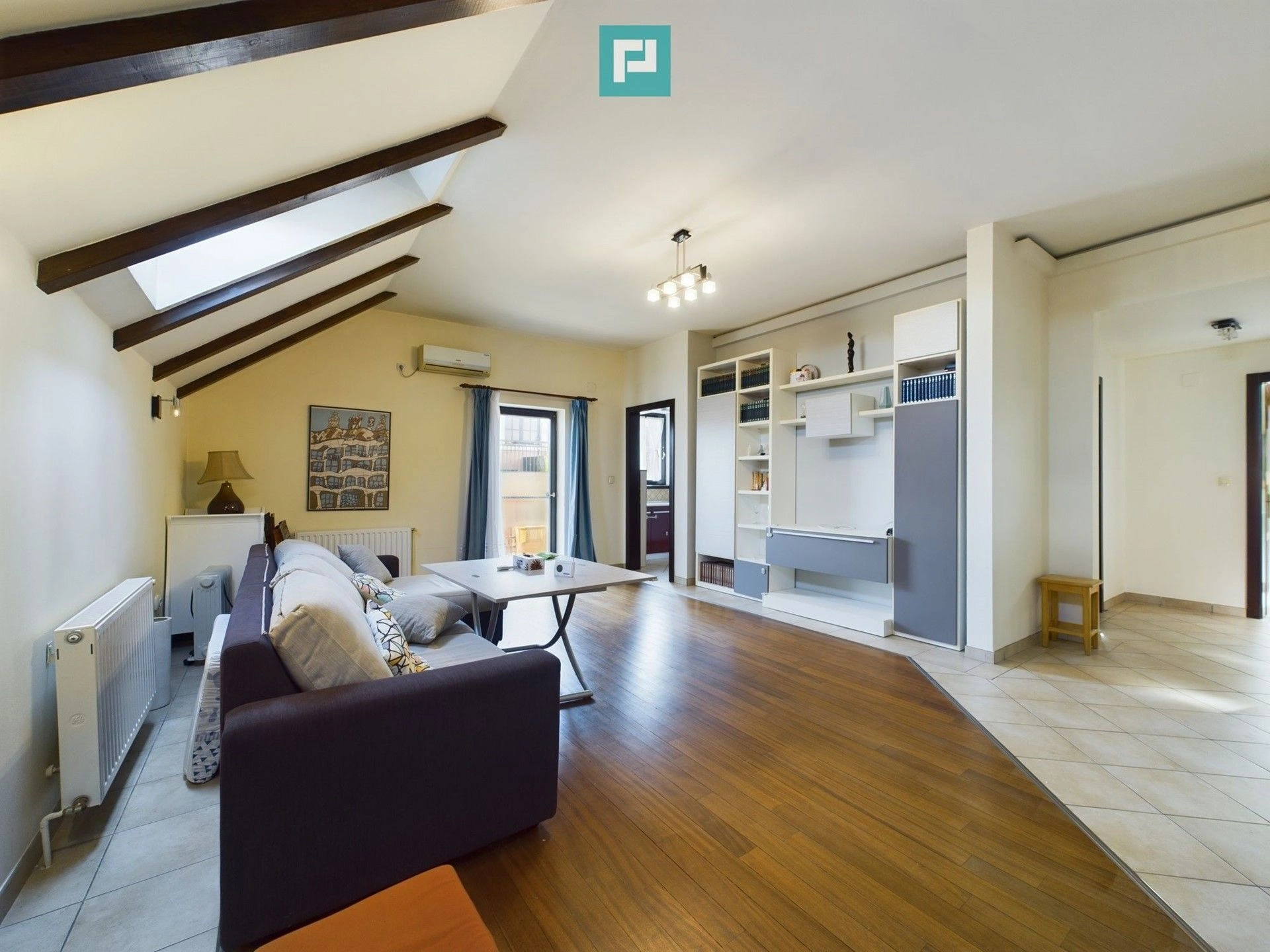 شقة فسيحة بمساحة 102 م2 في منطقة مهيلا رونات، تيميشوارا