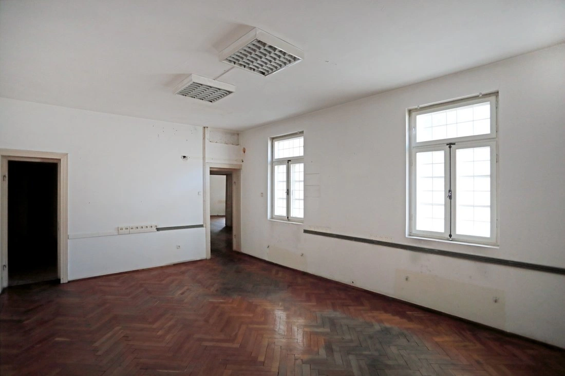 منزل 500 m2 في بوخارست، رومانيا