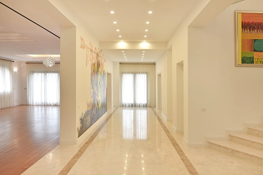 منزل بمساحة 548 م² في بوخارست، رومانيا