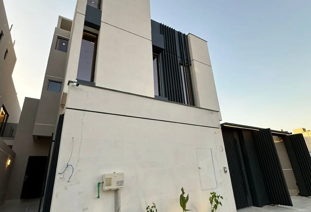 Riyad, Suudi Arabistan'da 312 m² yeni villa
