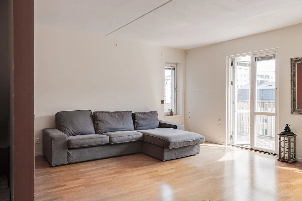 Комфортная 3+1 квартира после ремонта в Мальмё.