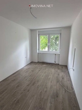 ज़रेनजानिन, सर्बिया के केंद्र में 97 एम2 का आधुनिक घर